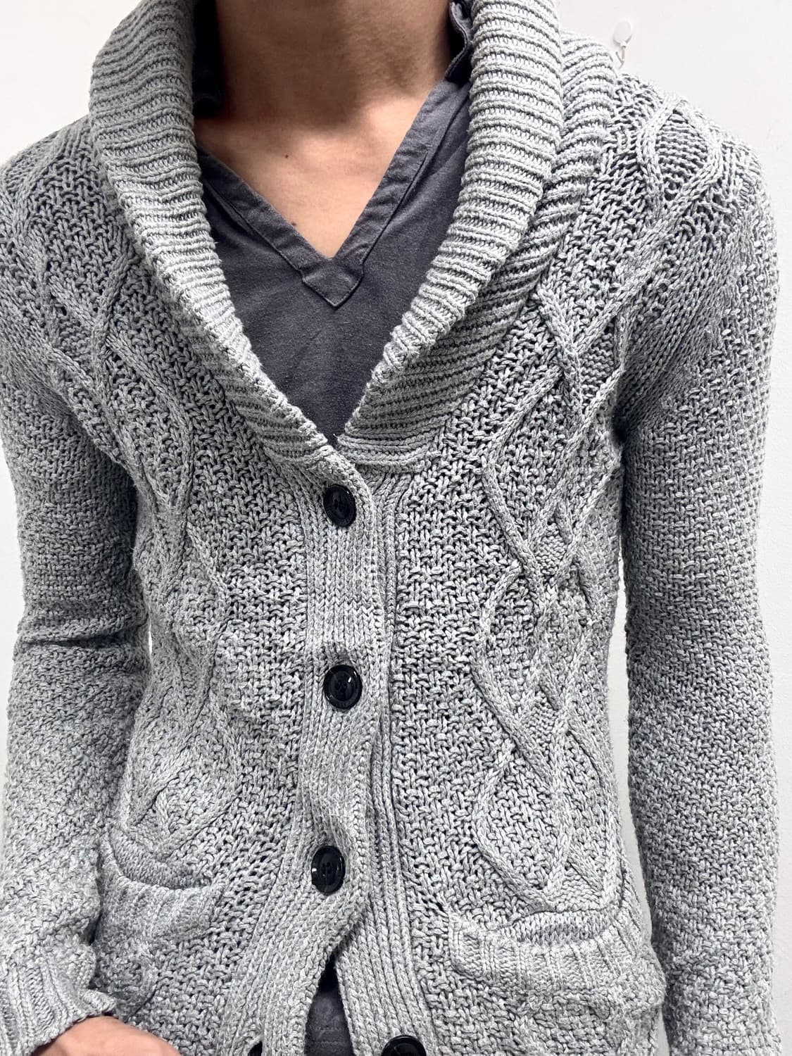 “FUGA” Grey Knit Cardigan 상품이미지3