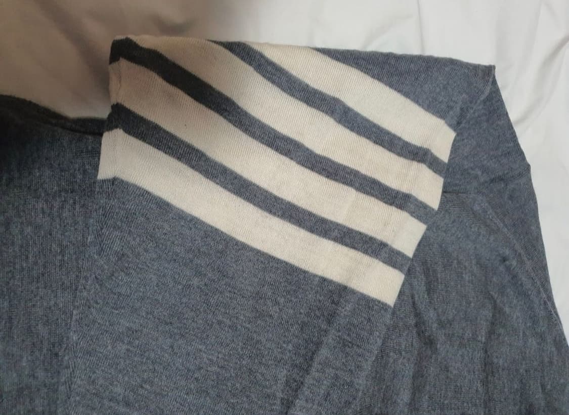 톰브라운 니트 3사이즈 상품이미지5