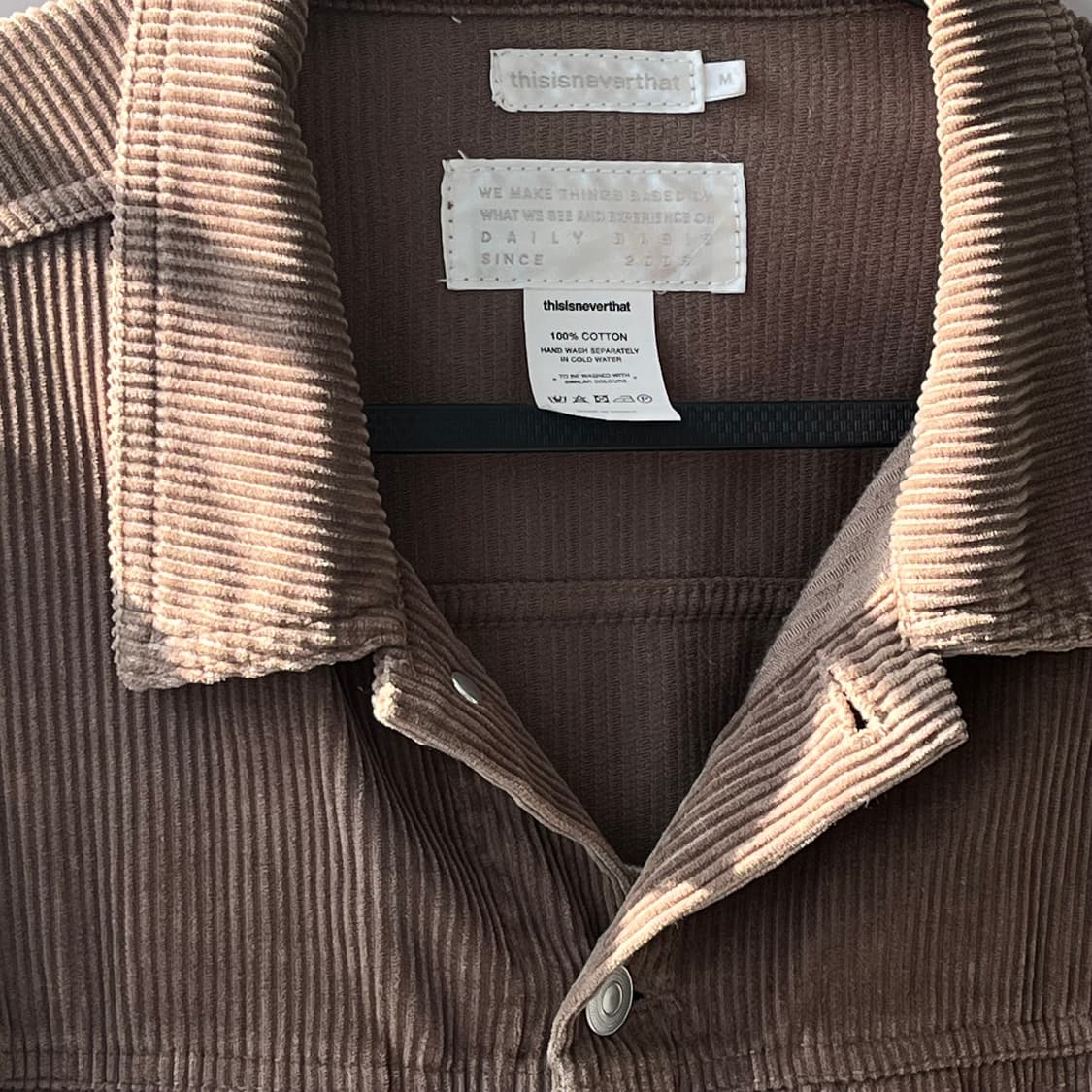 디스이즈네버댓 코듀로이 레터링 트러커 m 상품이미지5