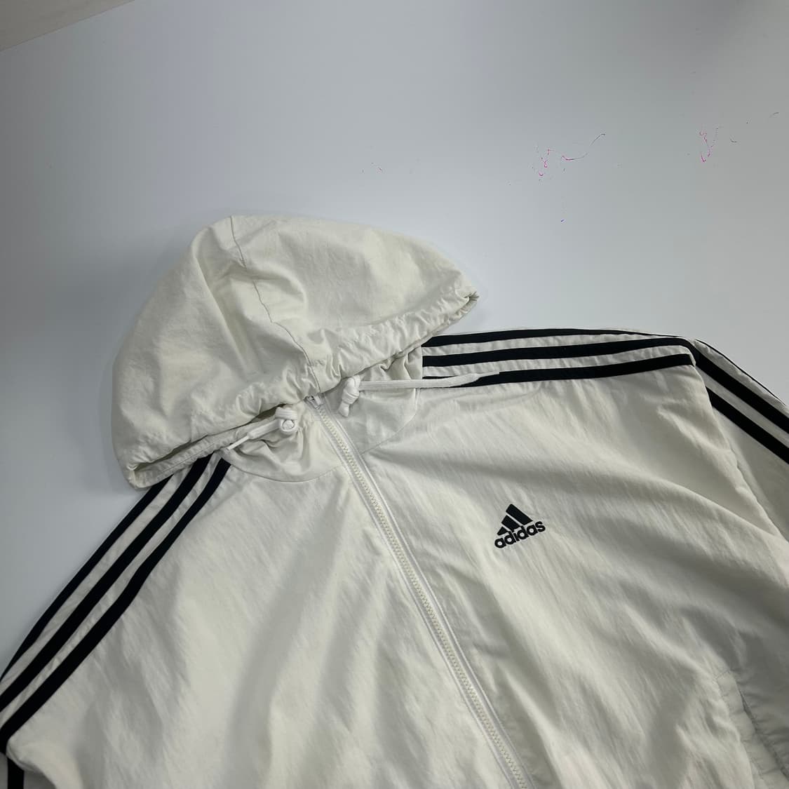 Adidas 아디다스 삼각로고 아이보리 바람막이 상품이미지4