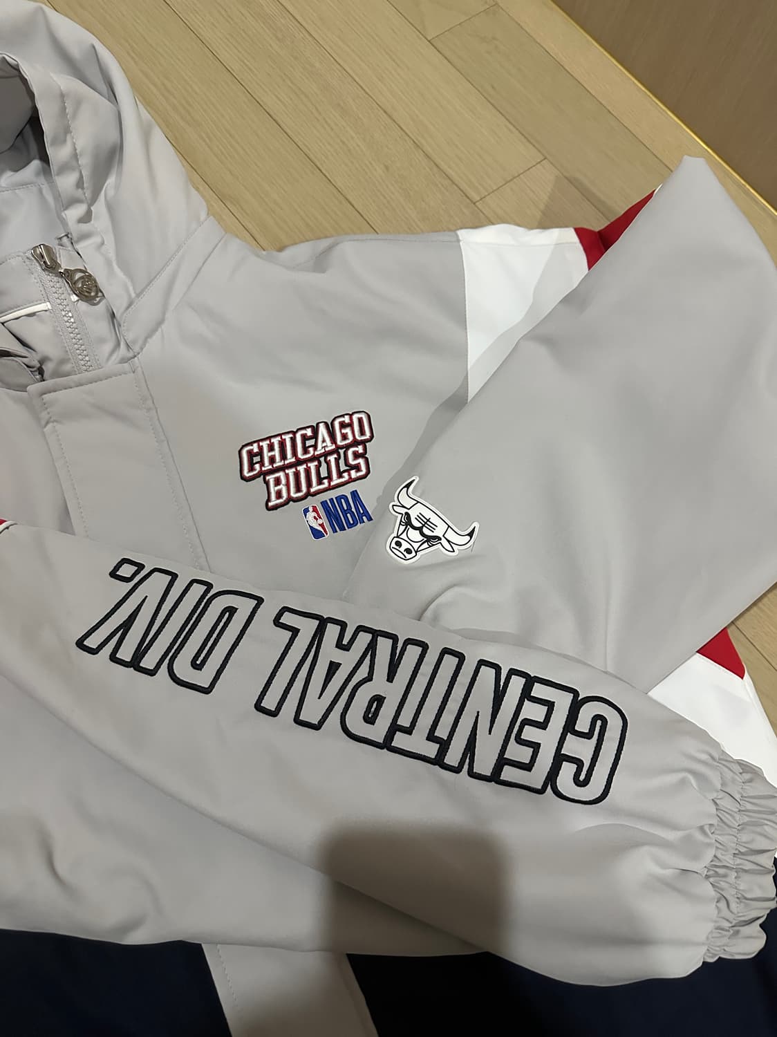 NBA 시카고불스 누빔점퍼 후드 바람막이 M 상품이미지7