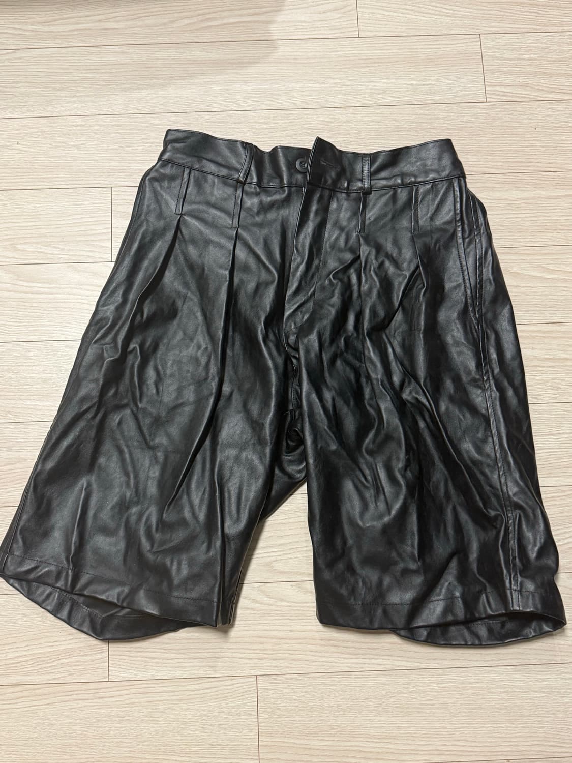 leather shorts 상품이미지1