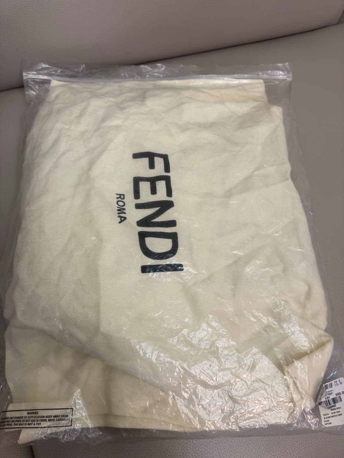 fendi 100% cashmere  팬디 머플러 상품이미지4