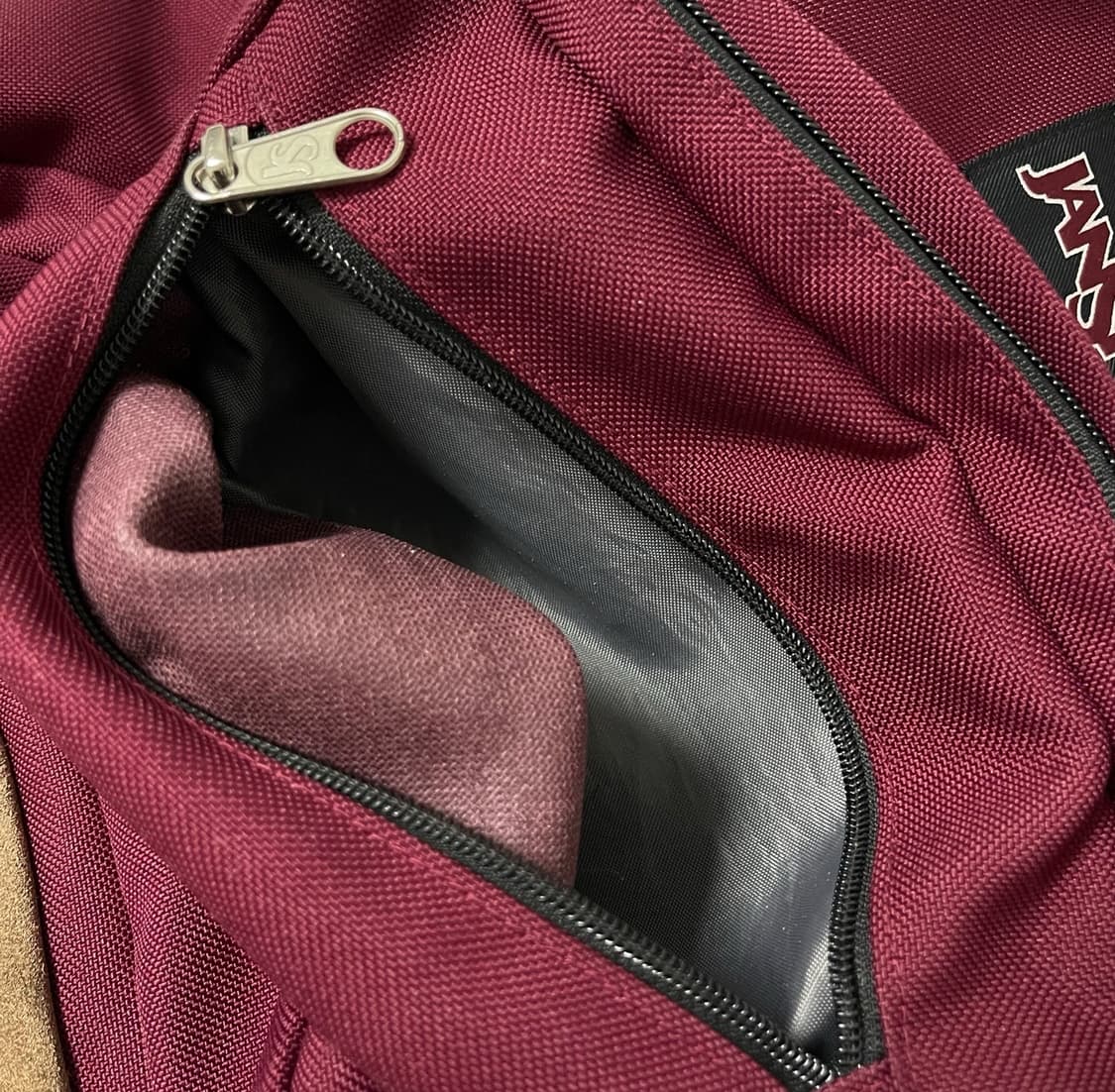 잔스포츠 빈티지 버건디 라이트팩 백팩 저렴이 가방 상품이미지3