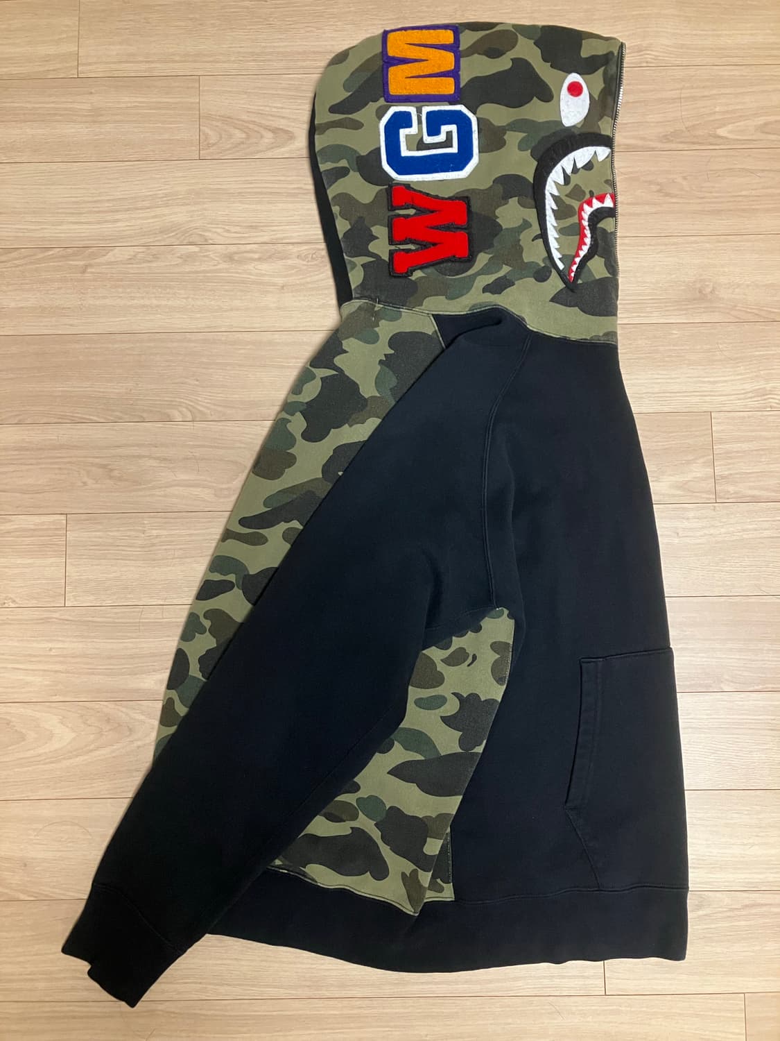 베이프 반집업 카모 샤크후드 정품 상품이미지1