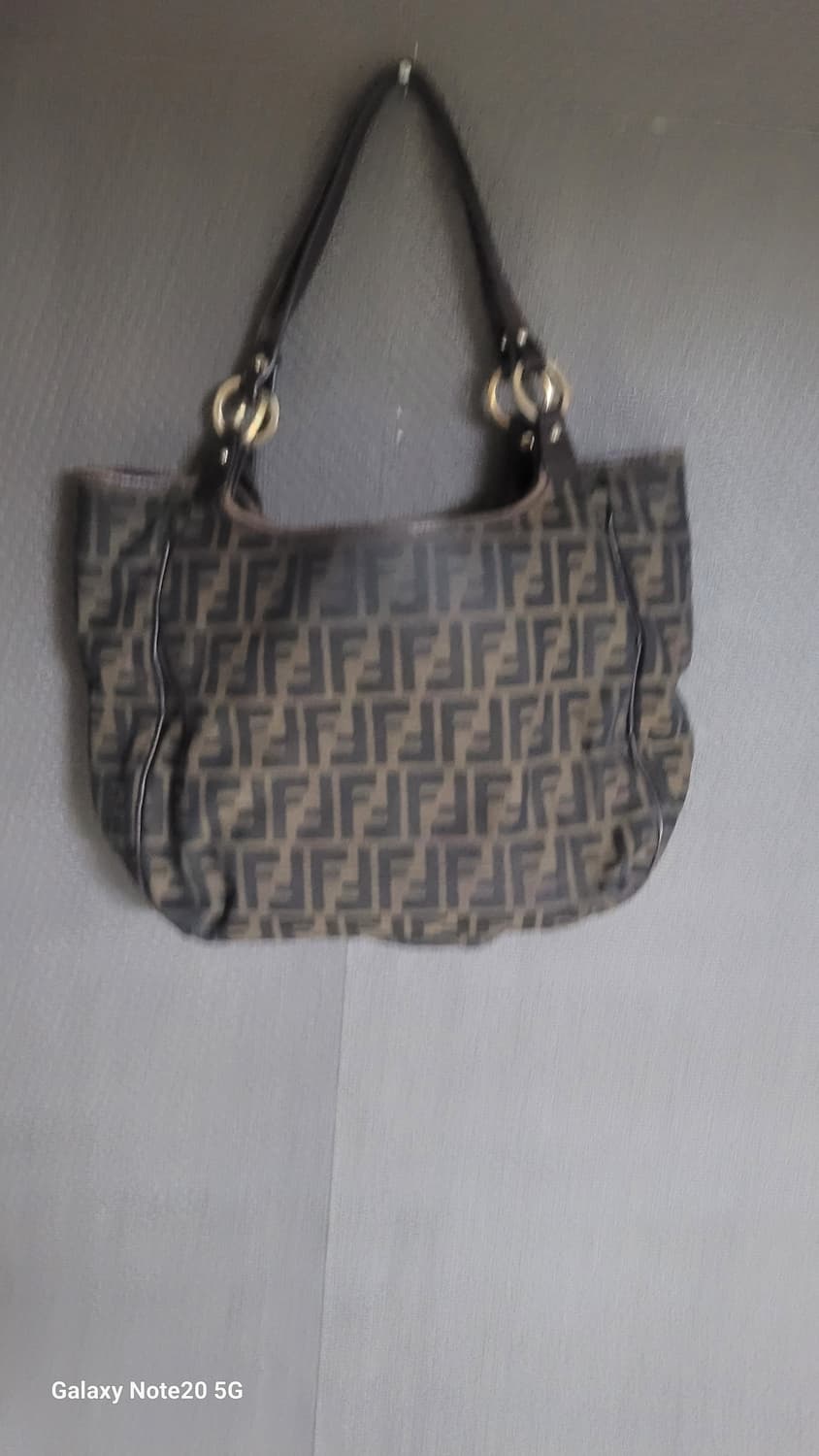 펜디 숄더백 상품이미지2