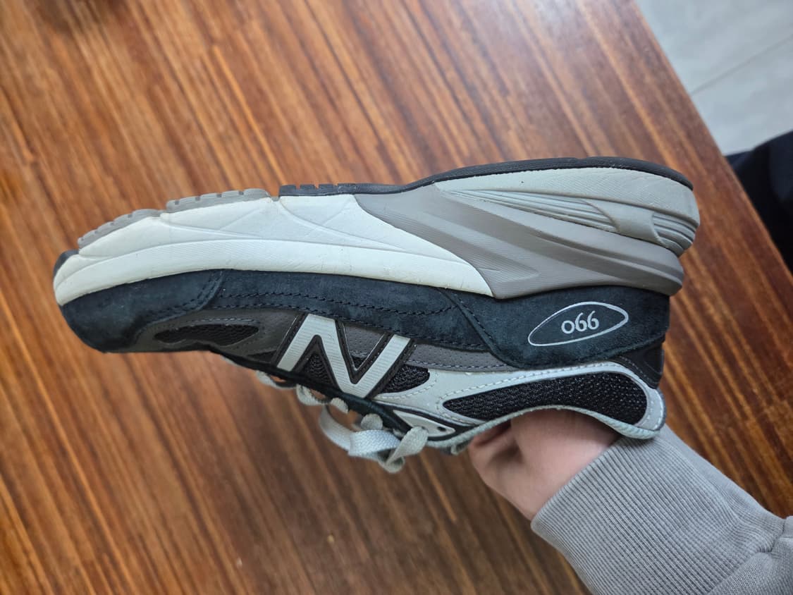 뉴발란스 900 v6 블랙 240 상품이미지6