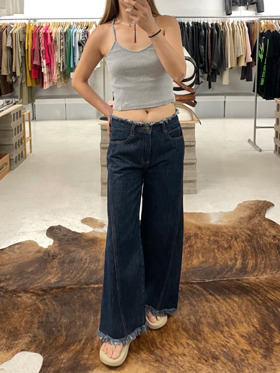 BEAMS cut-off wide denim pants 빔즈 컷오프 데님 상품이미지2