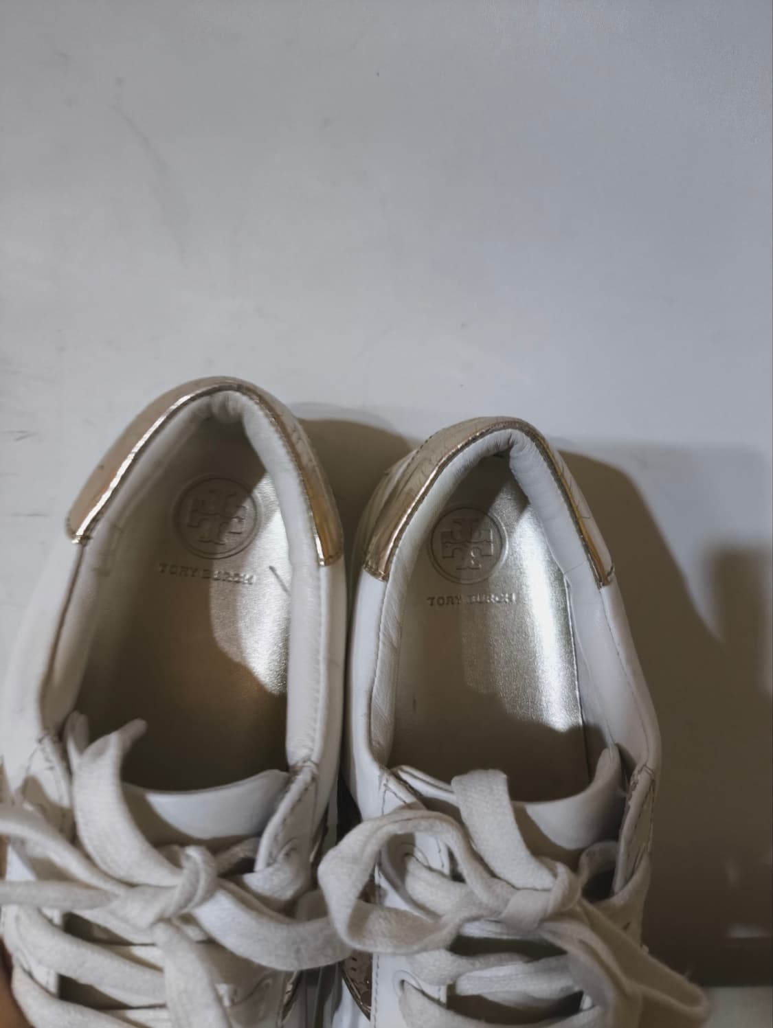 7.5 245mm 토리버치 스팽글 스니커즈 상품이미지6