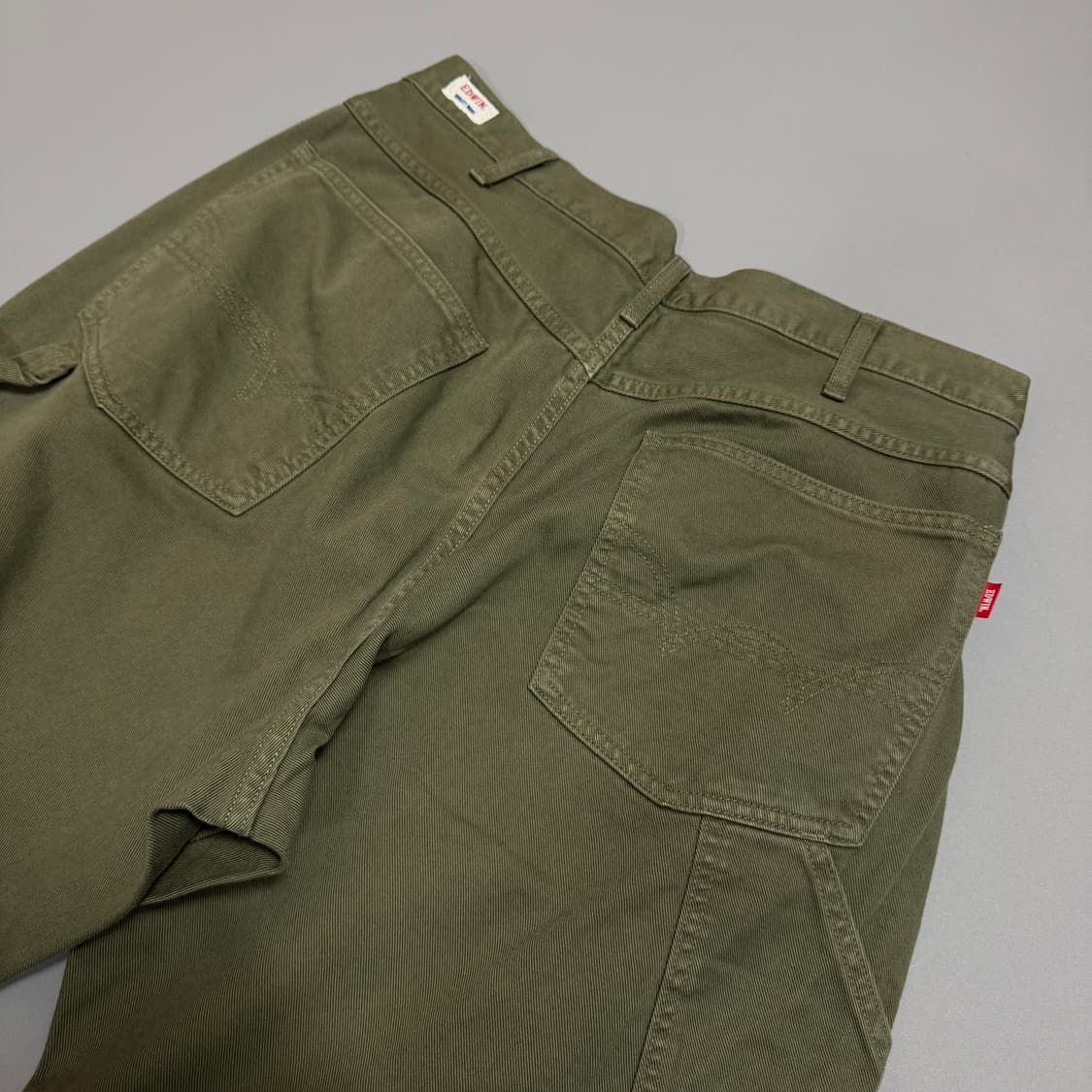 에드윈(EDWIN) 올리브컬러 코튼 라벨 로고 루즈 카펜터 워크 팬츠 상품이미지4