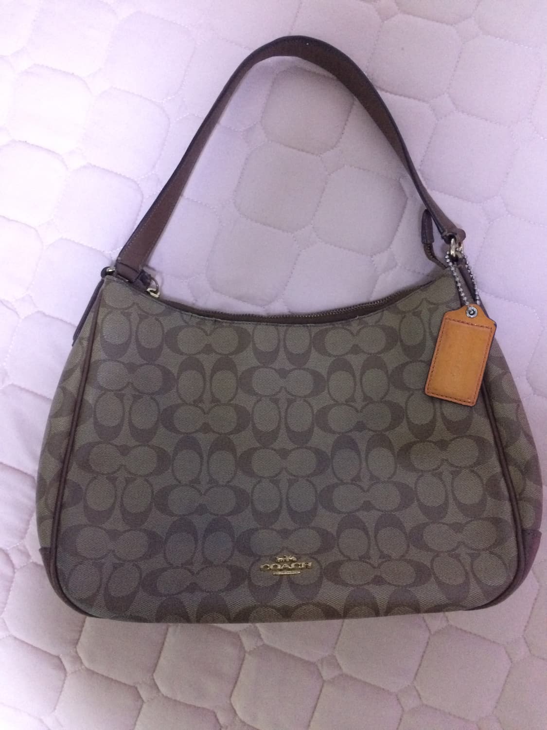 코치 빈티지 시그니처 숄더백 상품이미지1