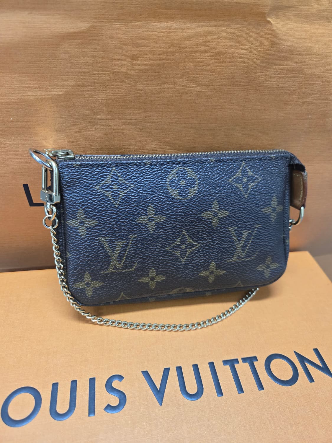 [특가][정품] 루이비통 악세수아 미니 상품이미지1