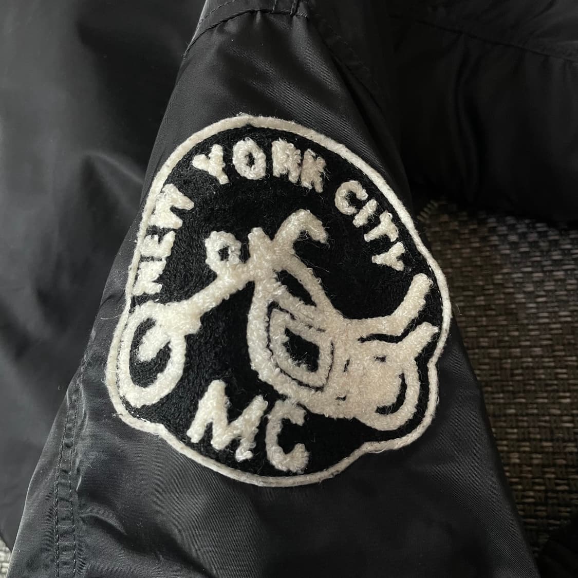 쇼트 MA-1 블랙 빅로고 항공점퍼 상품이미지7