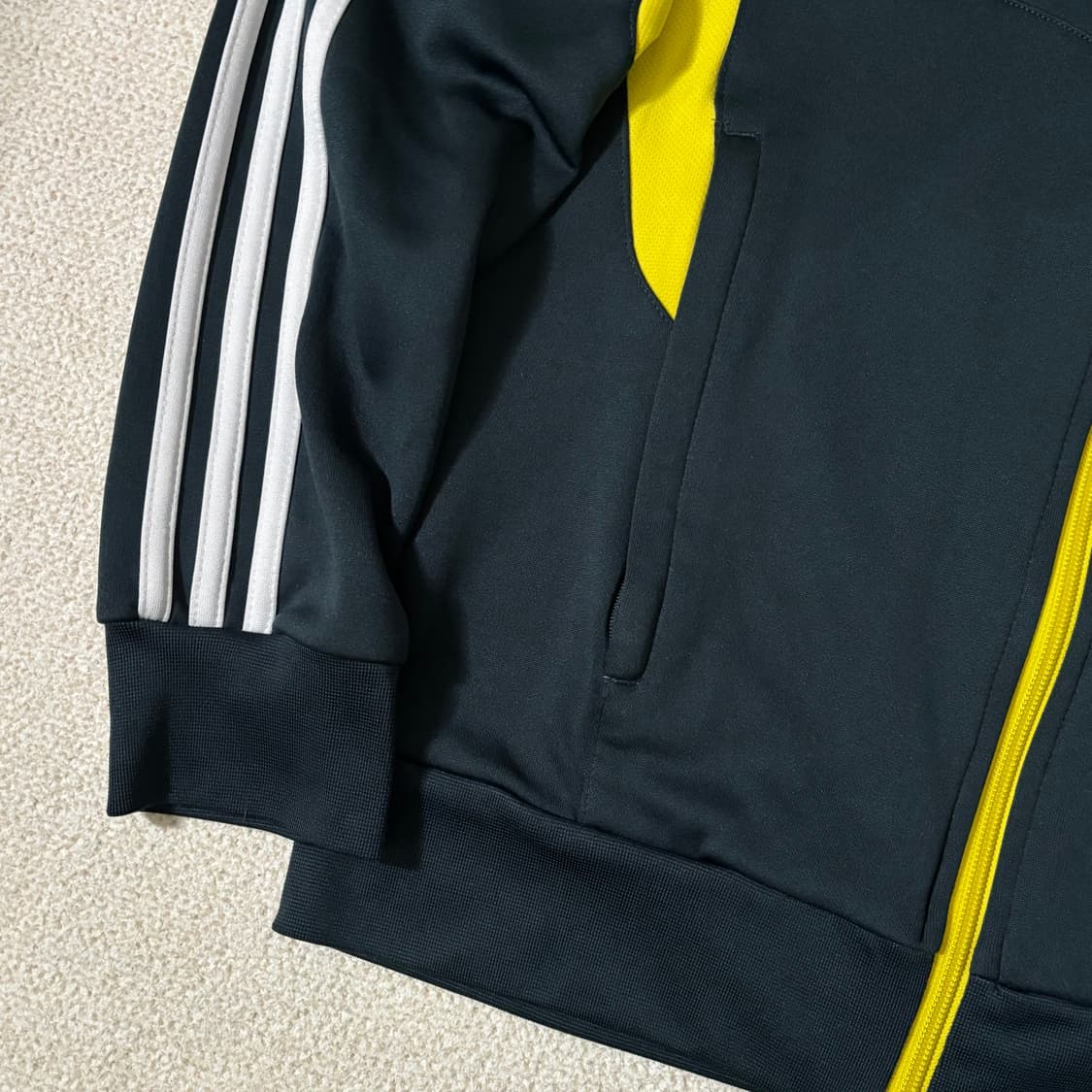 아디다스 네이비 네온 포인트 스몰로고 져지 상품이미지3