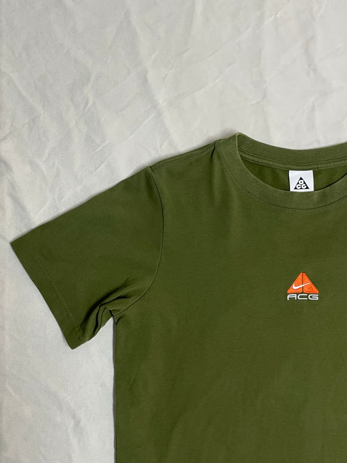 나이키 acg 반팔티 상품이미지2
