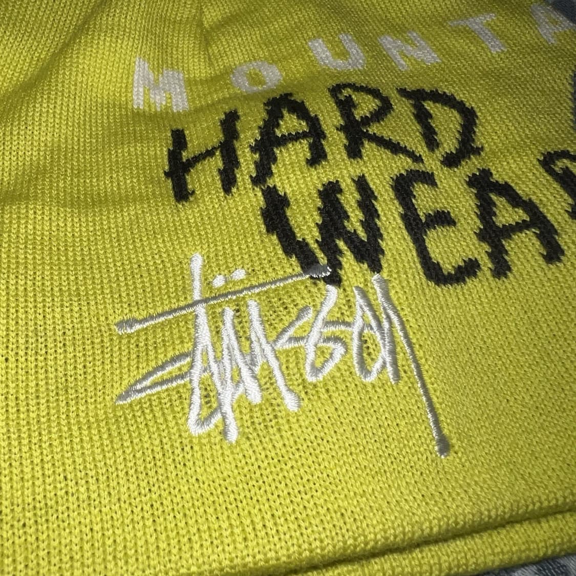 13FW 스투시 x 마운틴하드웨어 로고 비니 옐로우 상품이미지2