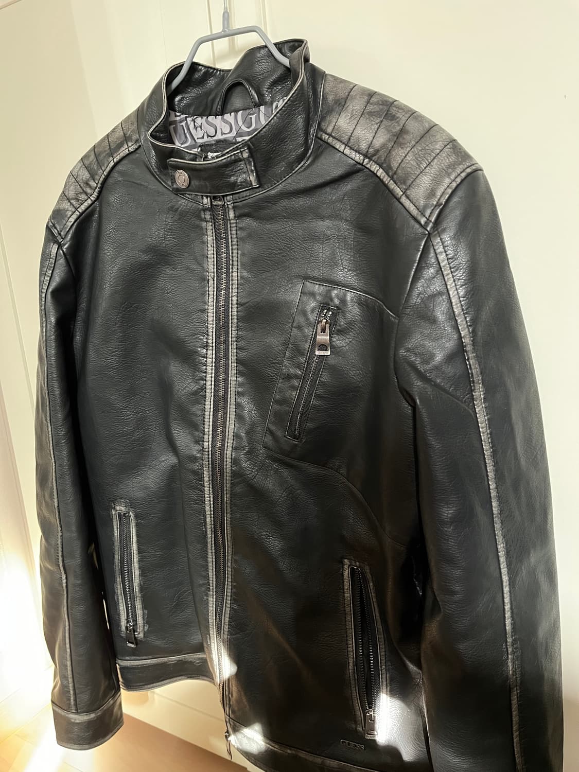 게스 페이크레더 자켓 상품이미지2