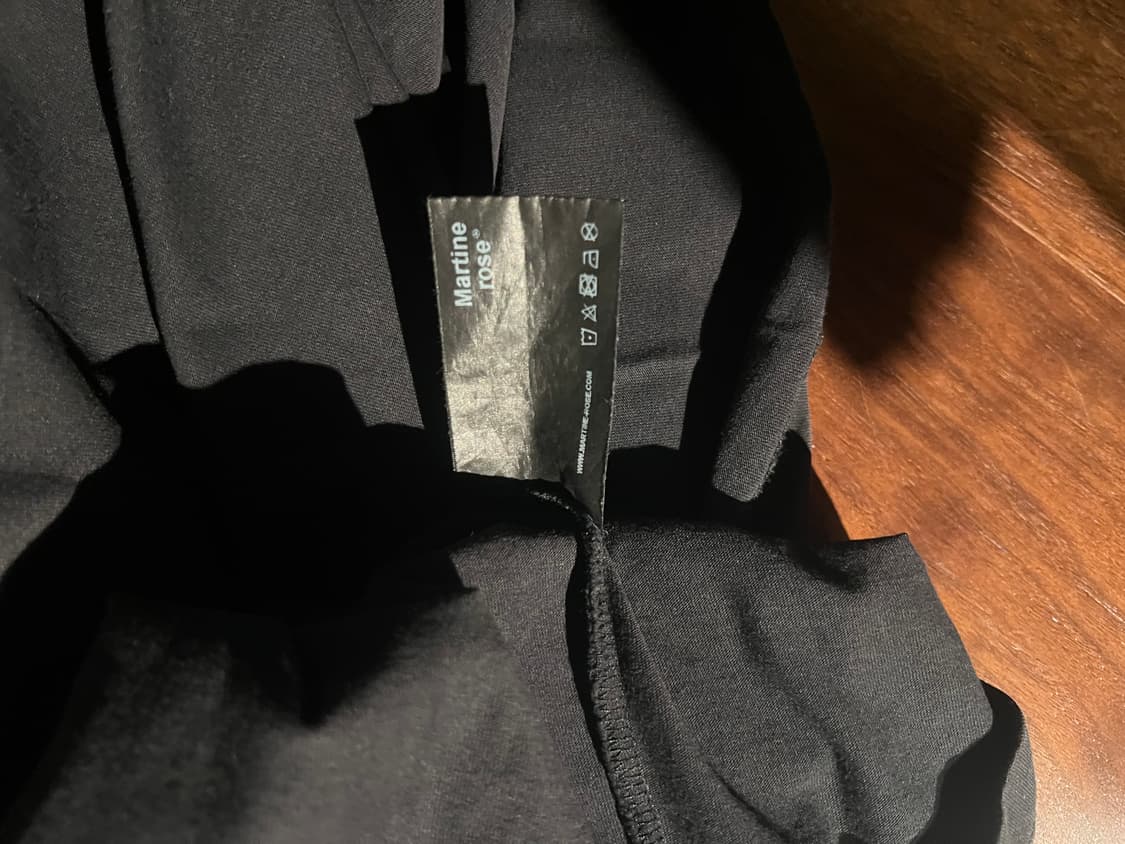 마틴로즈 컬렉션 블랙 반팔티 (M) 상품이미지4