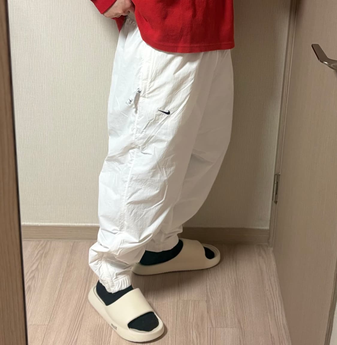 정품 나이키 스우시 화이트 조거팬츠 와이드 바람막이 트랙팬츠 바지 상품이미지2