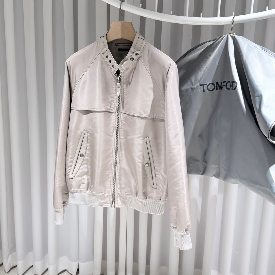 (A/50) / 톰포드 실크 봄버 레더 자켓 상품이미지2