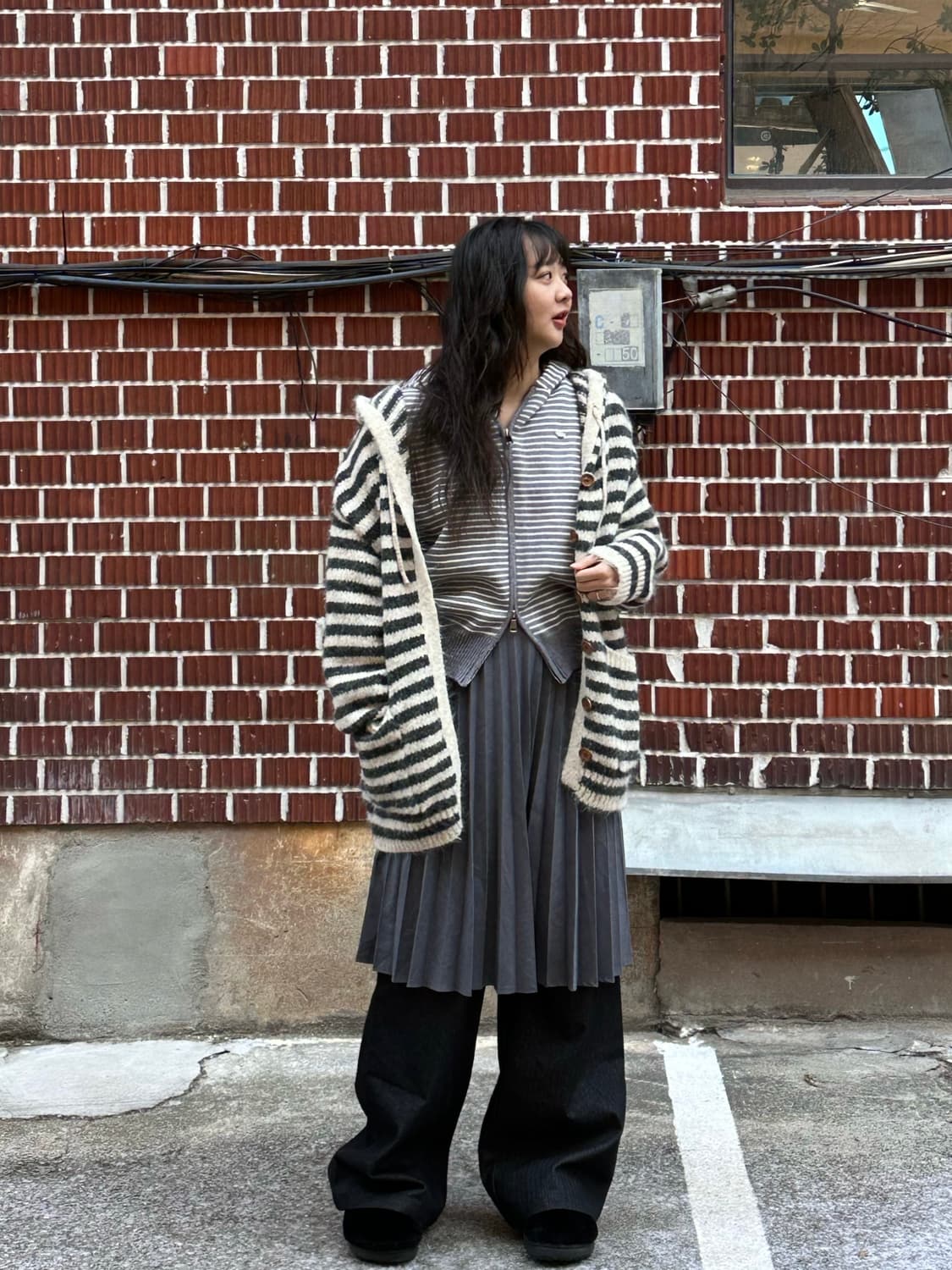 스트라이프 후드 가디건 투웨이 후드집업 플리츠 스커트 스트라이프 팬츠코디 상품이미지1