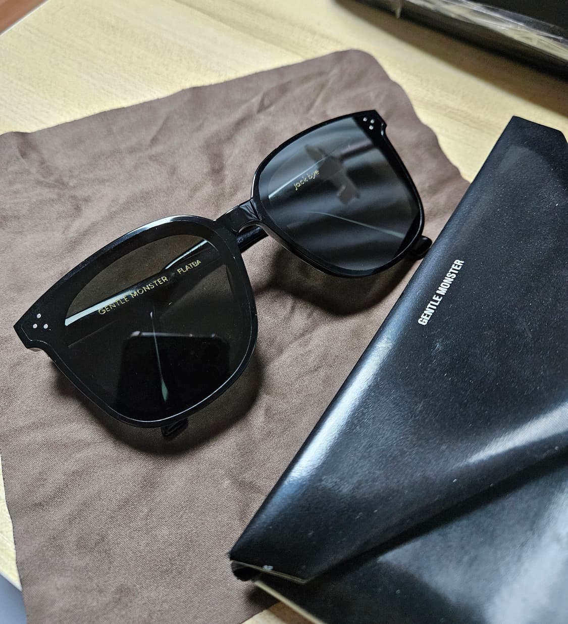 젠틀몬스터 선글라스 상품이미지1
