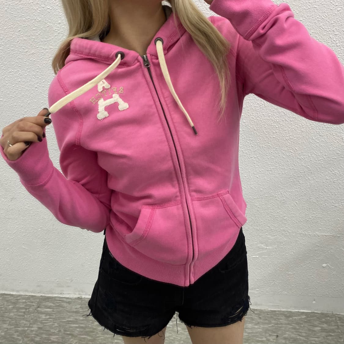 아베크롬비 패치로고 딸기맛 후드집업 S 상품이미지1