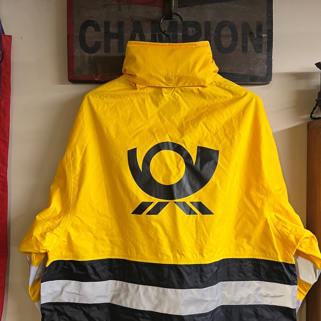 DHL Windbreaker X-Large Size (105~110) 상품이미지5