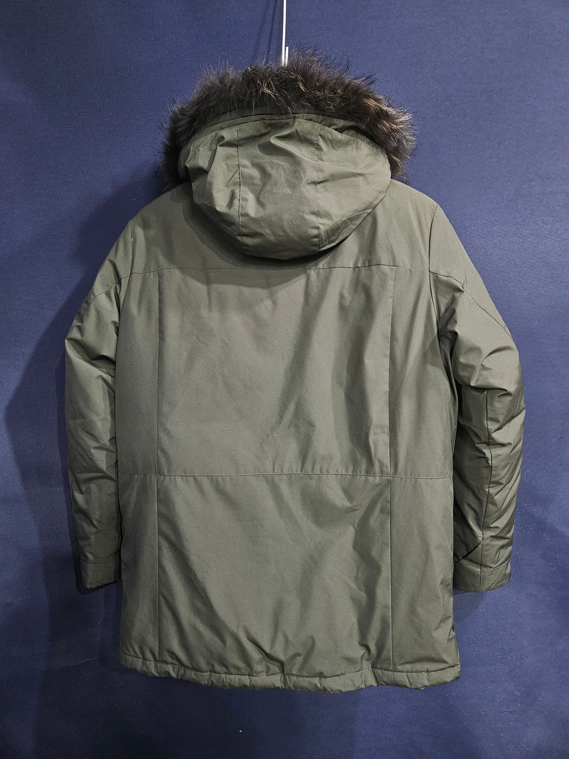 고어 윈드스토퍼 다크카키컬러 남성 100 구스다운 패딩  상품이미지2