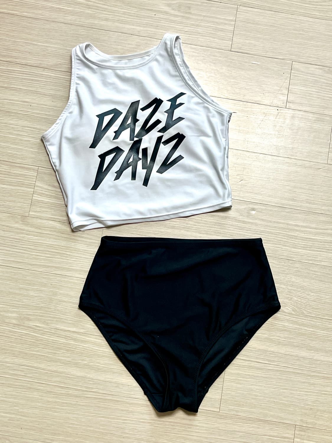 DAZE DAYZ 로고 크롭 비키니 세트 M 새상품 상품이미지2