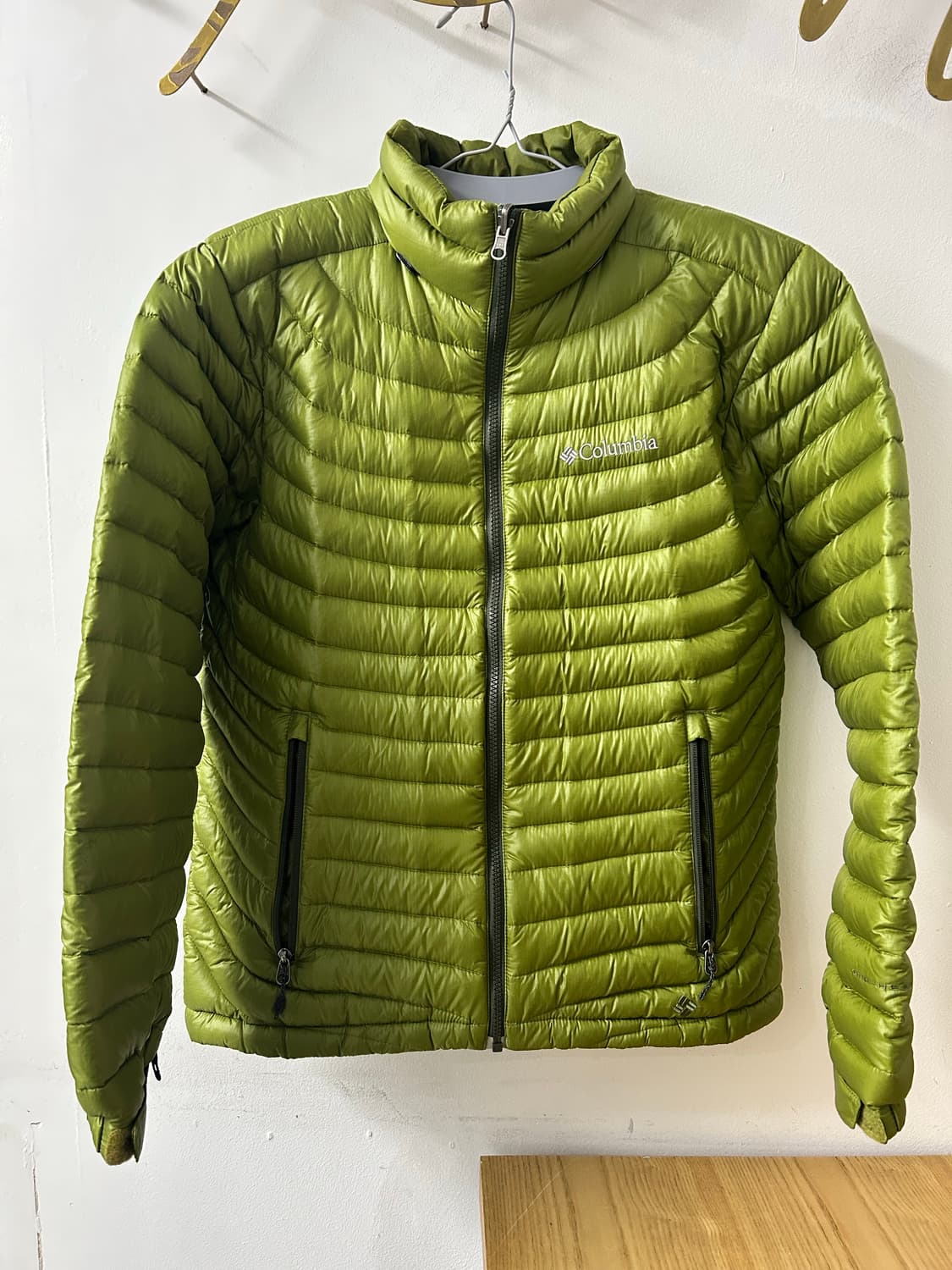 컬럼비아 옴니히트 구스다운 경량 패딩 상품이미지1