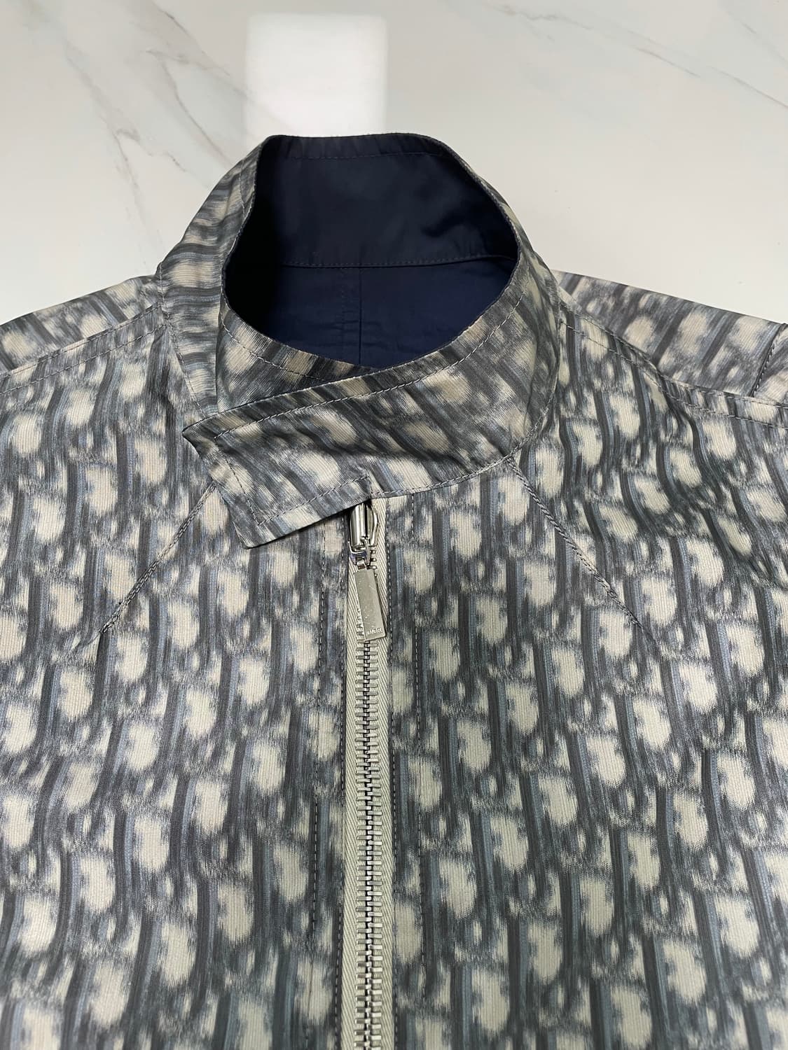 디올 오블리크 리버서블 테크니컬 봄버 블루종 자켓 50 한글택 상품이미지2