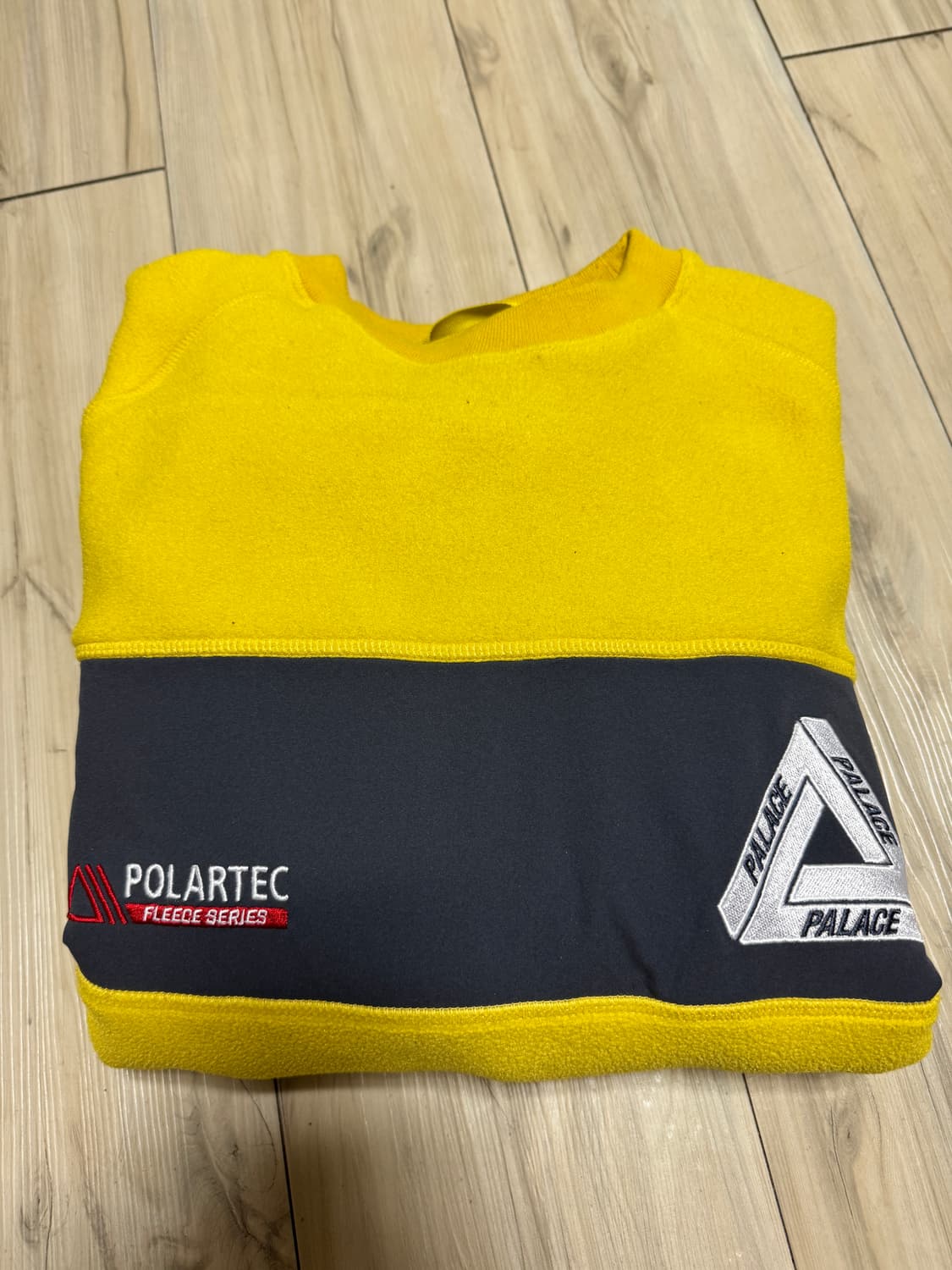 팔라스 24FW 폴라텍 플리스 맨투맨 M 상품이미지5