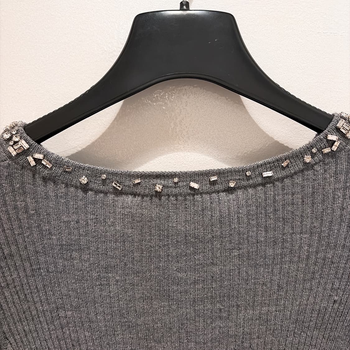 (정품/새상품) 막스마라 스튜디오 여성 그레이 크리스탈 넥 골지 울 니트 상품이미지5