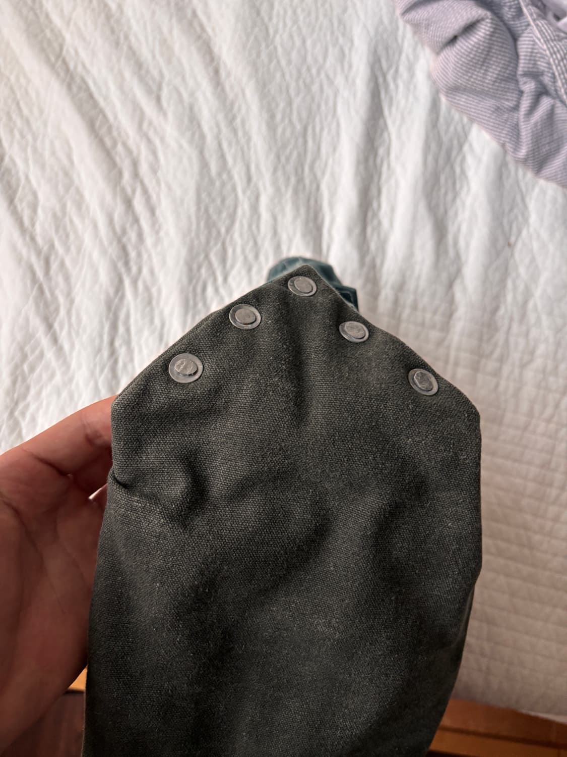 진짜 빈티지는 이렇게 태어납니다 – Carhartt Rework Bag 상품이미지6