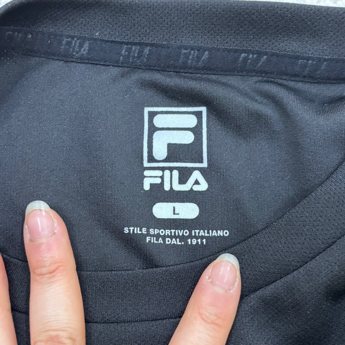 L 휠라 스몰로고 반팔 티셔츠 0330E 상품이미지3