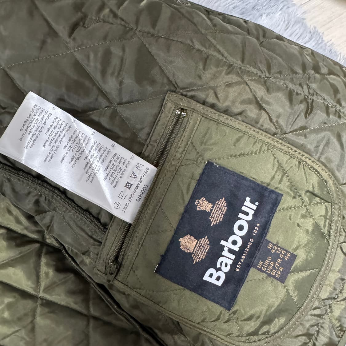 바버 아난데일 카키 퀄팅자켓 여성 42 사이즈  상품이미지4