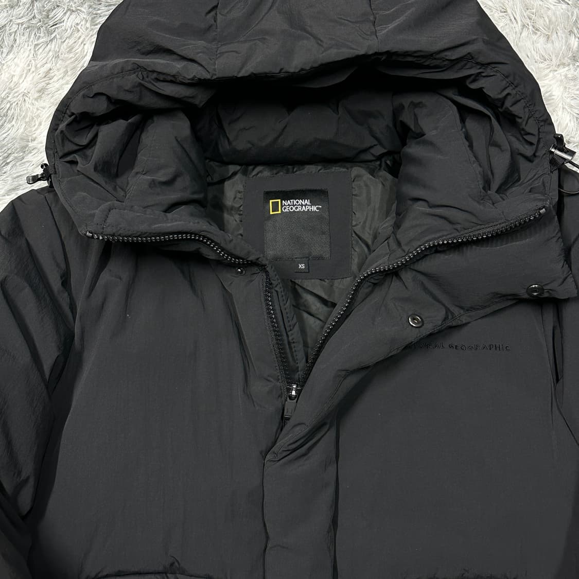 내셔널지오그래픽 다운 블랙 숏패딩 xs 상품이미지2