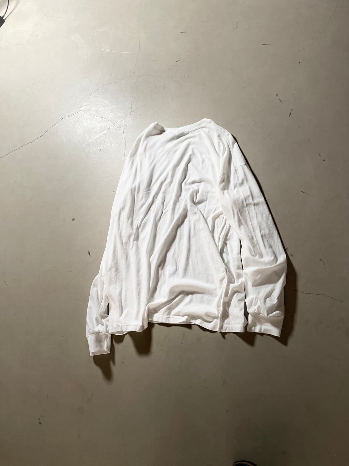 언유즈드 롱슬리브 티셔츠 상품이미지2