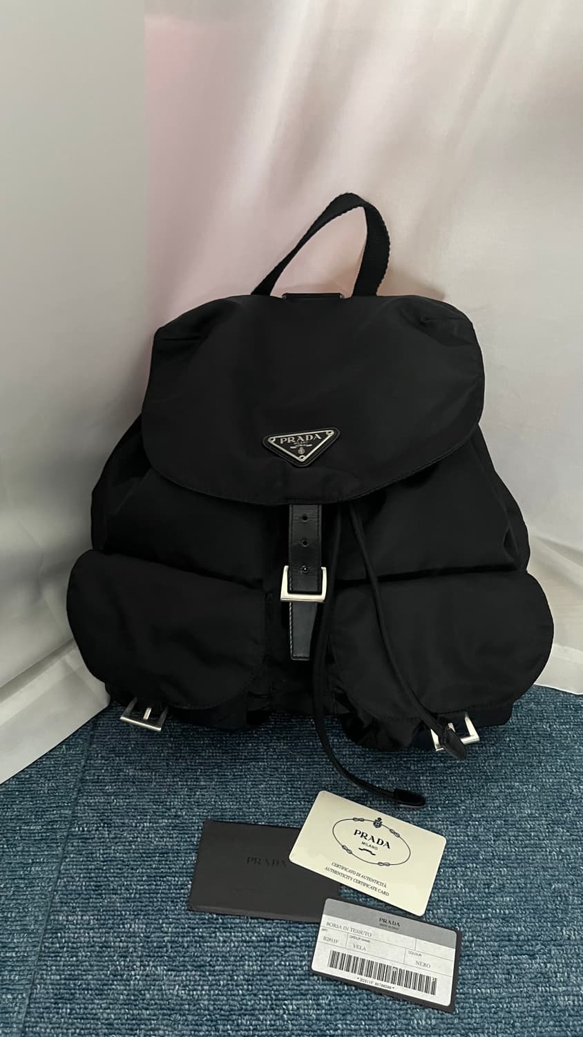 프라다백팩 상품이미지2