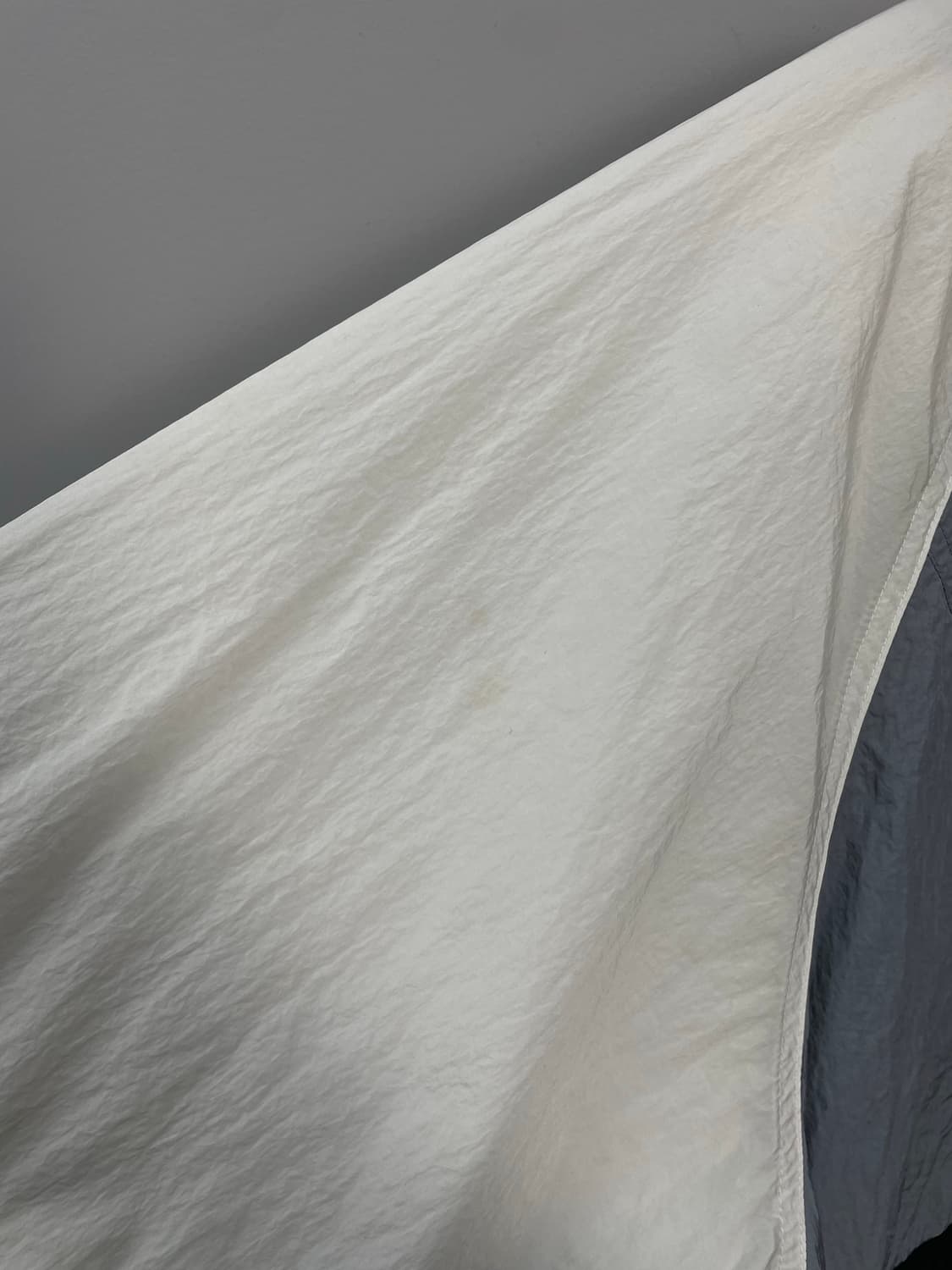 나이키 그레이 블랙 언라인드 프린팅 바람막이 H945 상품이미지7