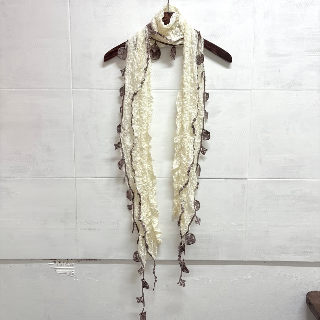 아이보리 레이스 장식 스카프 머플러 (JPN) 상품이미지1