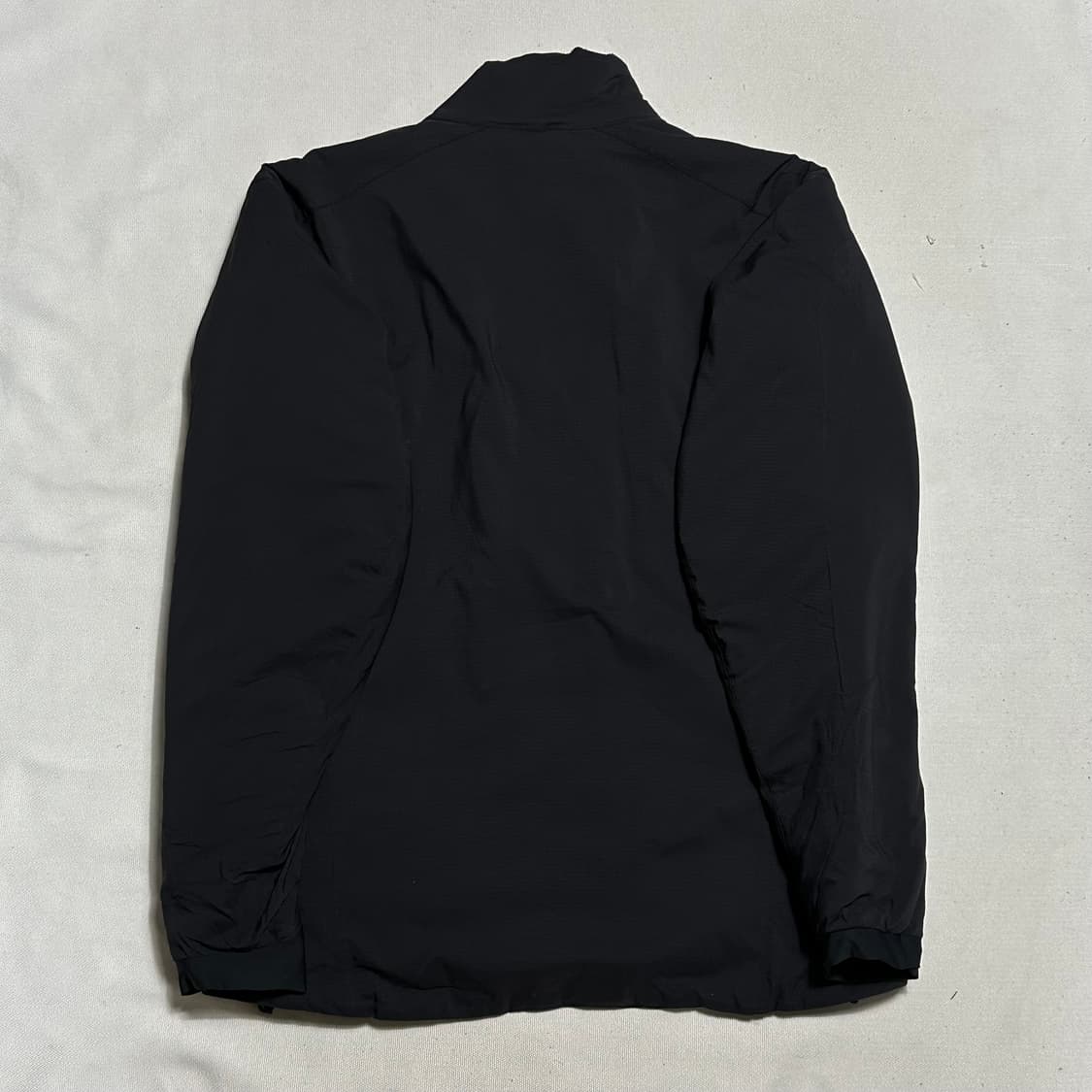 S 아크테릭스 블랙 나일론 점퍼 상품이미지3