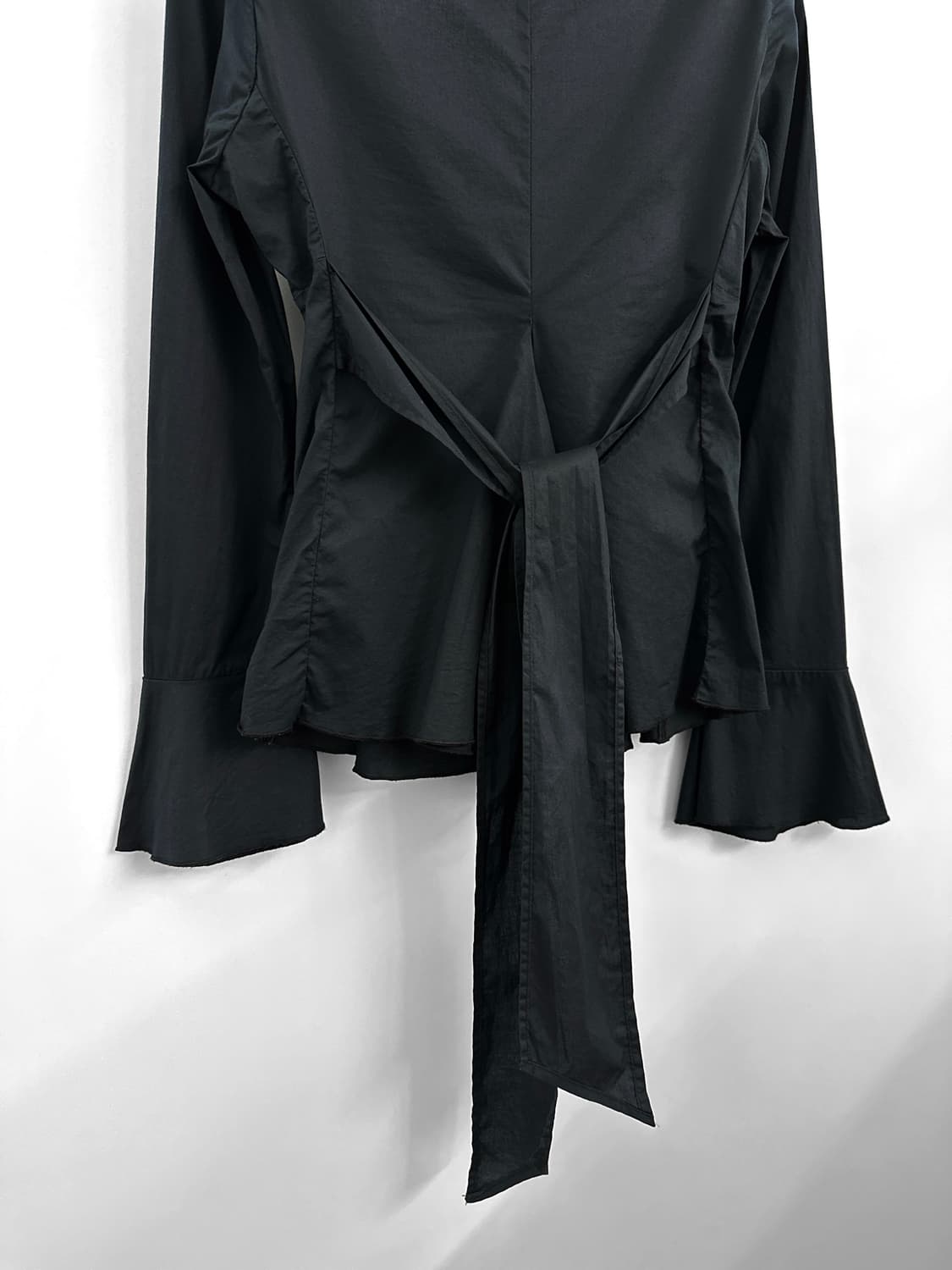 90~00s 빈티지 말보로 클래식 러플 타이 블라우스 상품이미지8