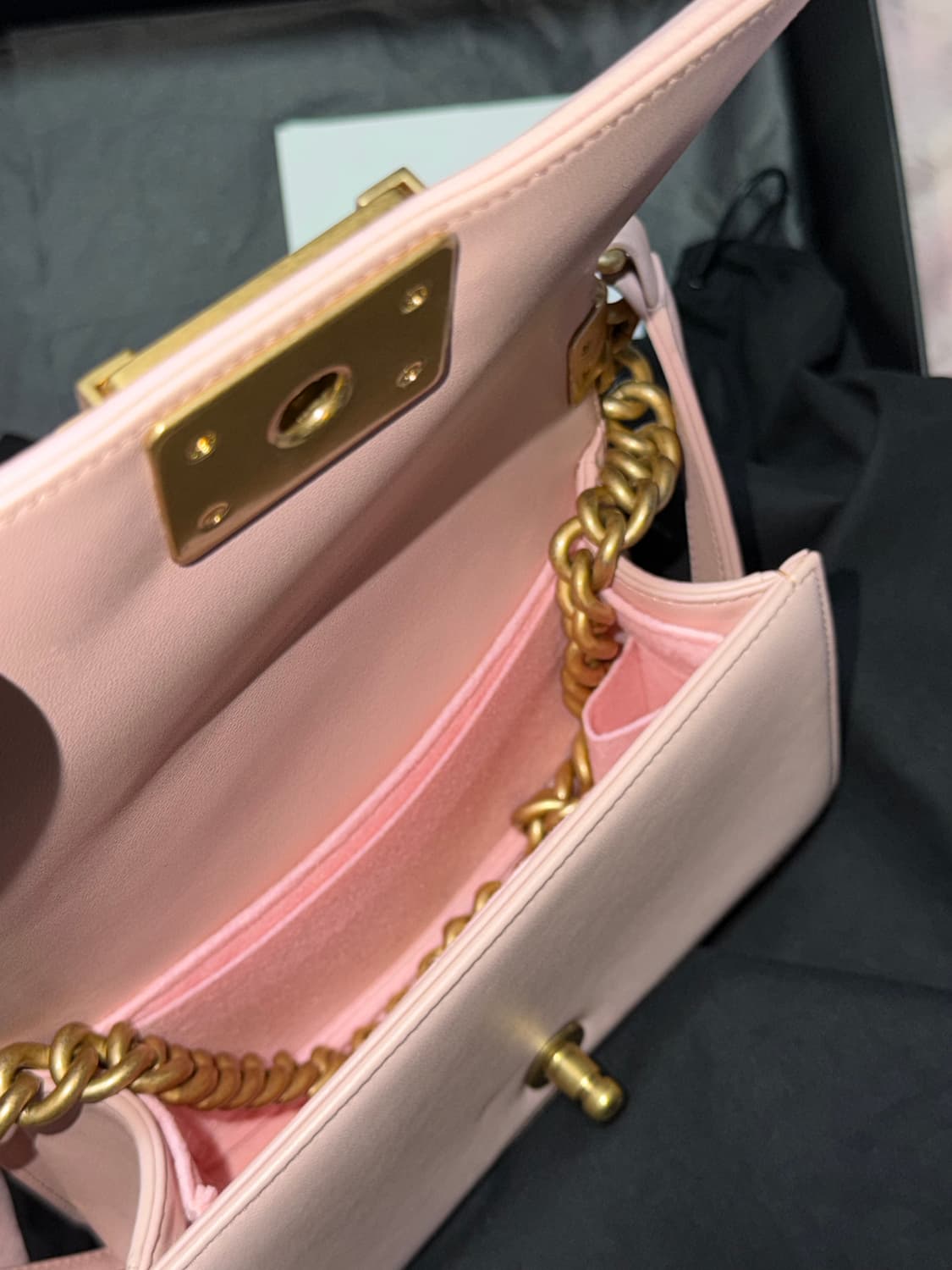 샤넬 보이백 핑크색상 풀박스 상품이미지2