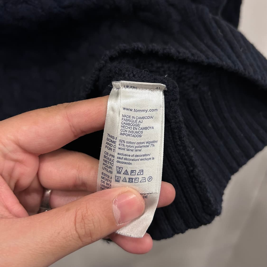 타미힐피거 헤비울 코튼 꽈배기 터틀넥 니트 상품이미지4