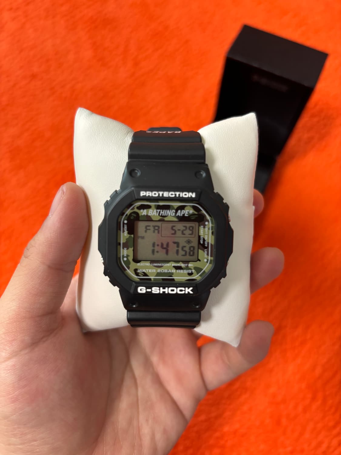 Bape] G-SHOCK 그린카모 DW-5600VT 상품이미지1