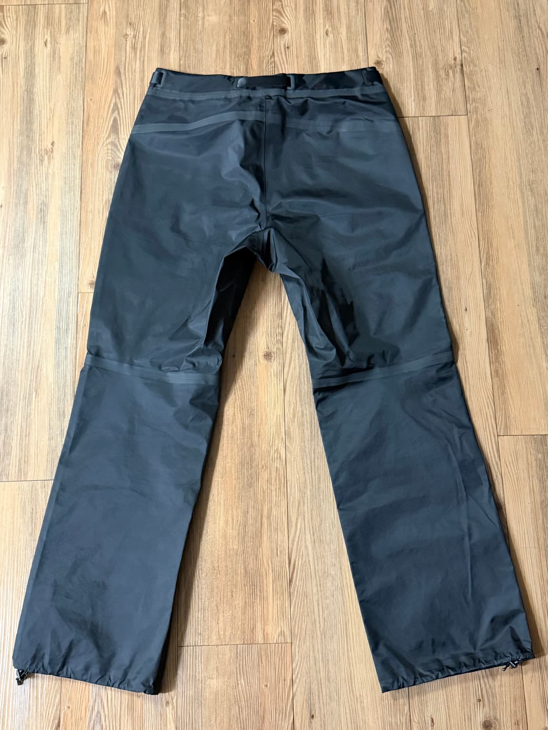 슈프림 x 노스페이스 서밋 시리즈 테이프 심 마운틴 팬츠 블랙  상품이미지3