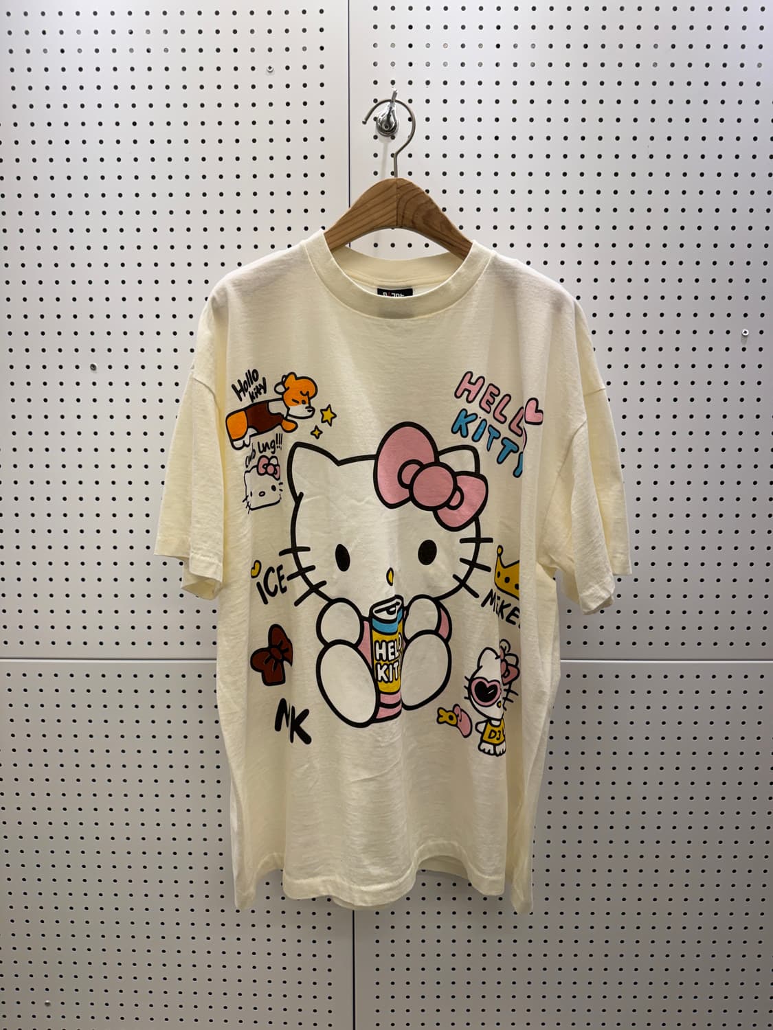 빈티지 MAKE X 헬로키티 콜라보 반팔티셔츠 U1266 상품이미지2