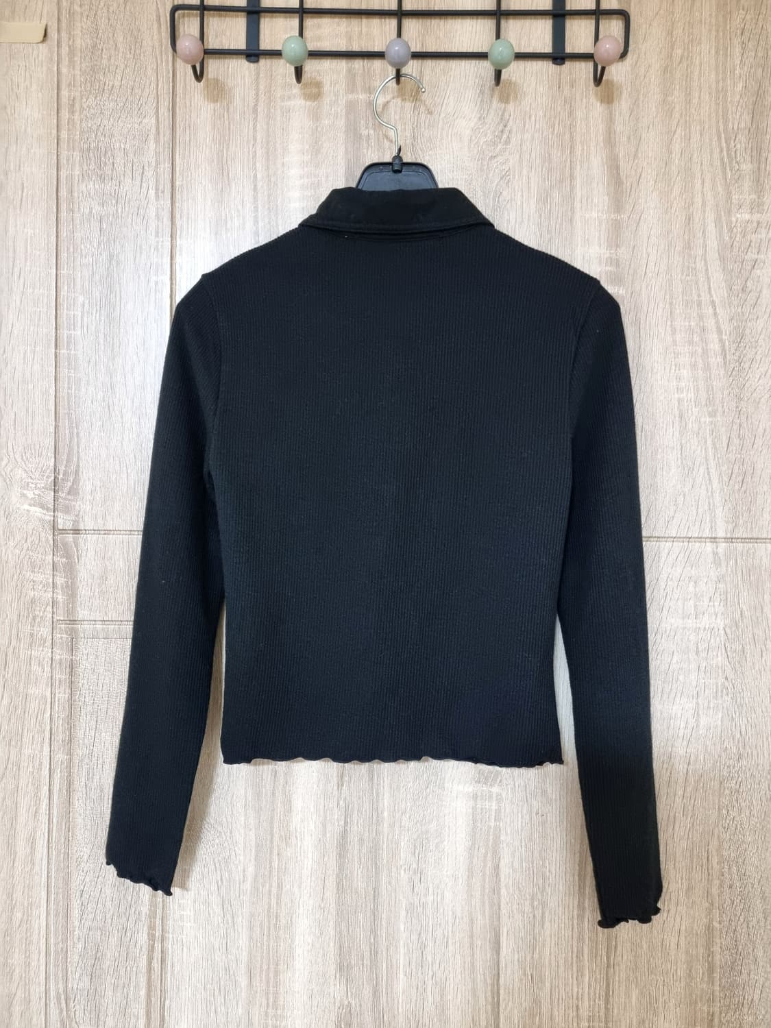 게스 크롭 가디건 티셔츠 상품이미지5